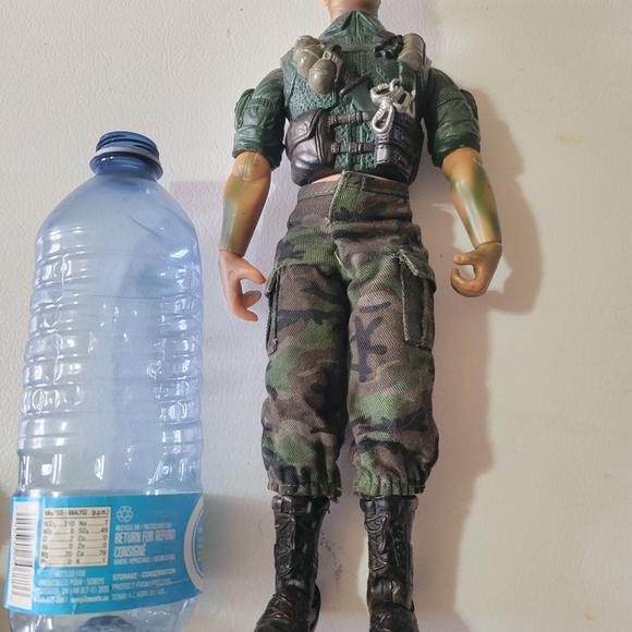 2003 Layard Toys Ltd Soldier - Picture 2 of 4